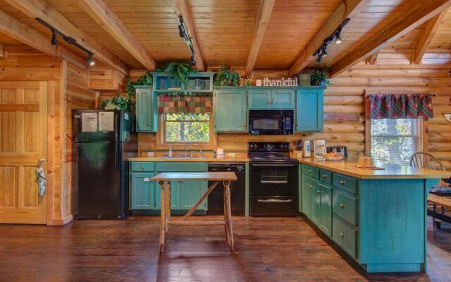 Arrowhead Lodge by Vtrips