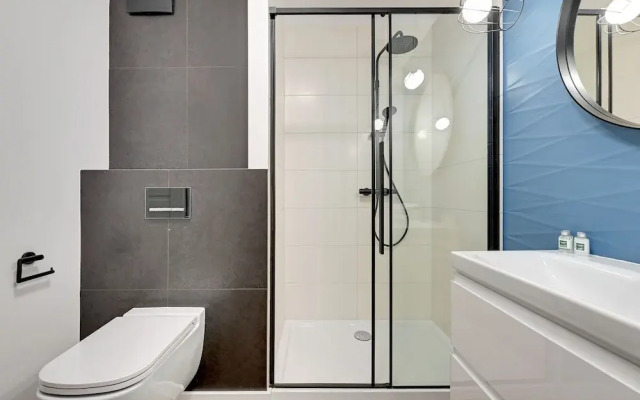 Boutique Residence - Old Town Riverside