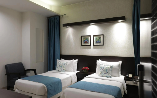 Rockland Hotel - C R Park