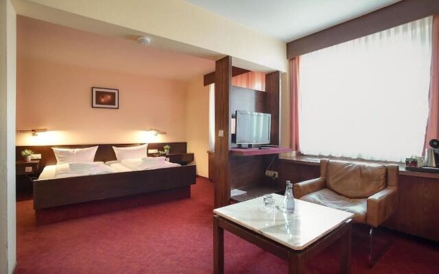 KONTAKTLOS Hotel Am Kappelberg KONTAKTLOS