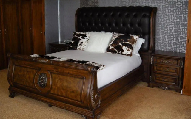 Empoza Sea View Guest House