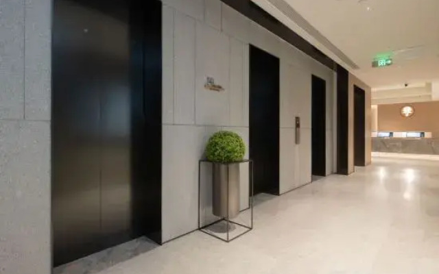 JI Hotel (Jinan CBD Huarun Zhide Guangchang)