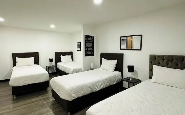 Urban Gallery Hotel