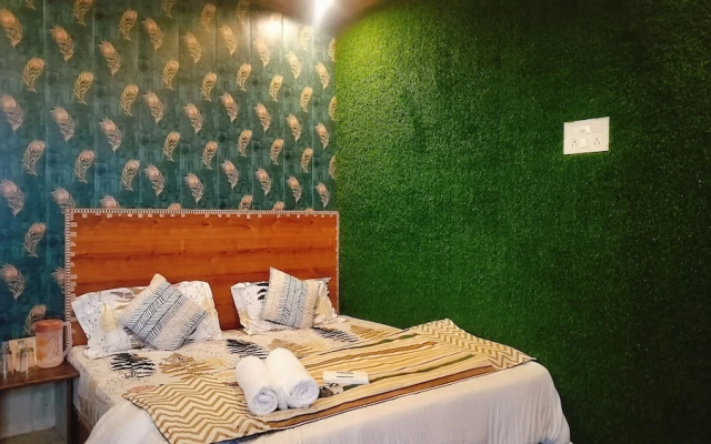 Hotel Nirbana Heights