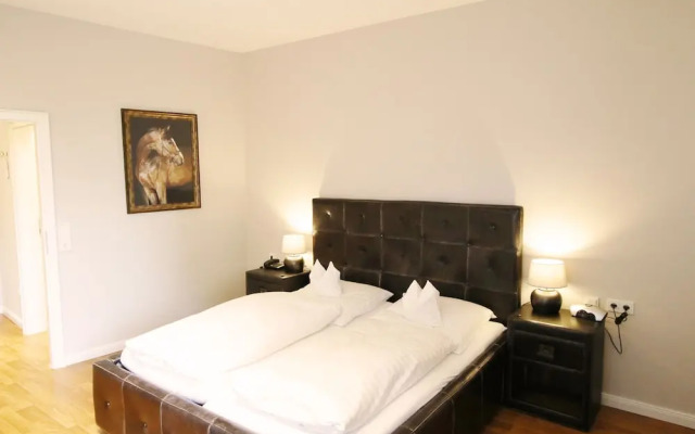 Hotel Am Kaponier GmbH