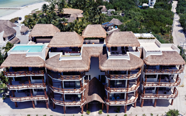 Casa Astral Eco Luxury Holbox Island - Sunset and Ocean View with Rooftop Pool (steps from the beach)