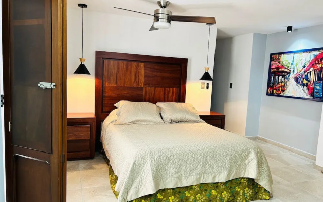 Meson del Capitan Apartments