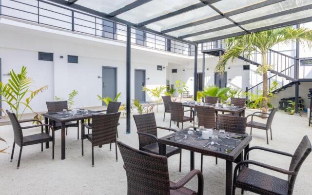 Atoll Residence Dhangethi