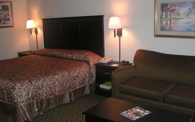Days Inn by Wyndham Norman