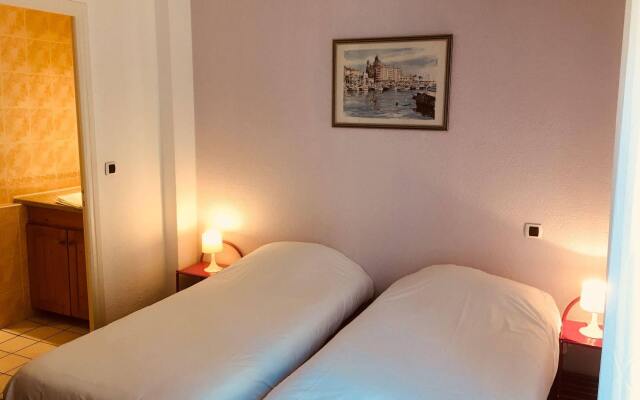 Appart'Hotel Castel Emeraude