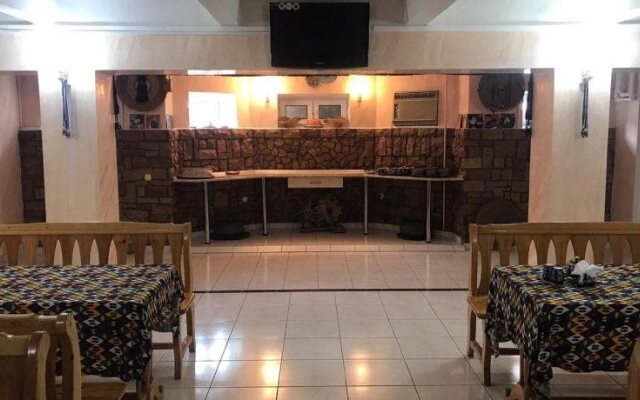 Zarina Hotel