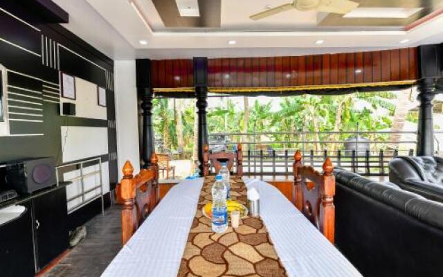 Oyo 24434 Indraprastham Cleopatra 2 Bhk Deluxe Houseboay