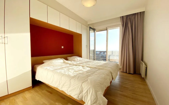 Apartment in Nieuwpoort With Terrace