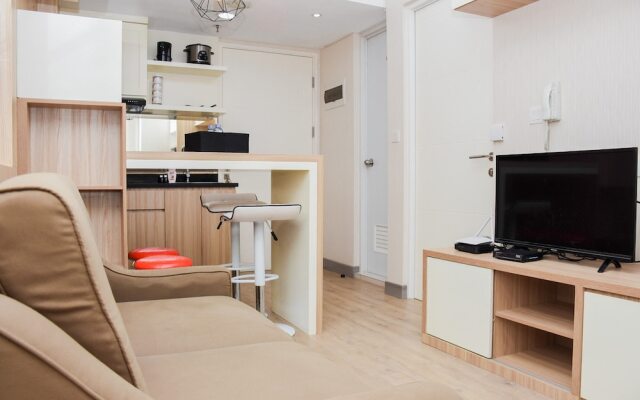 Comfort And Homey 2Br At Springlake Apartment Bekasi