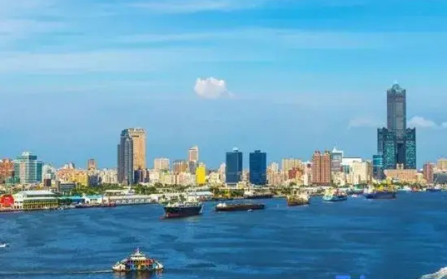 TOP TOURXiangtu·Wanyu (Tianzi Wharf, Beijing Road, Guangzhou)
