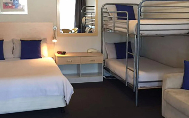 Nebula Motel Cooma