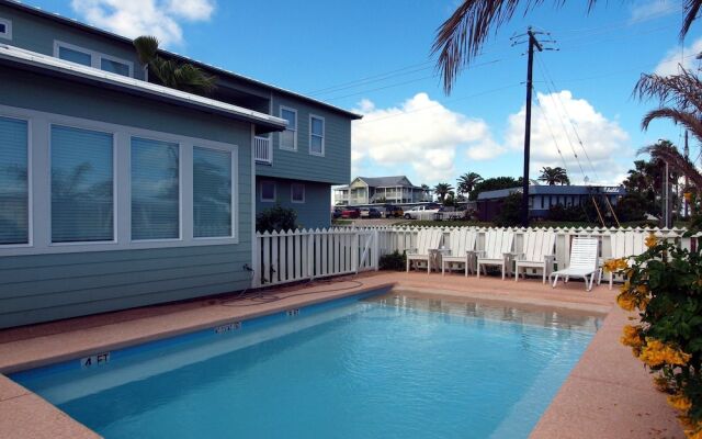 Beach Club Clubhouse 4