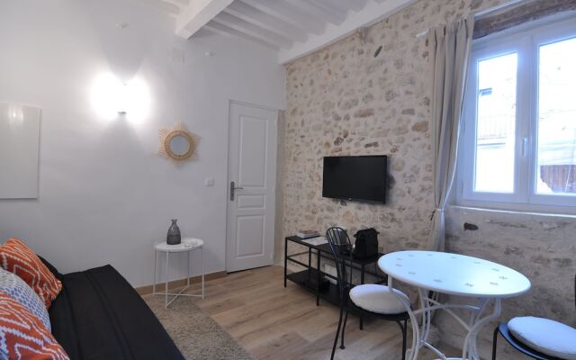 Stay In Antibes