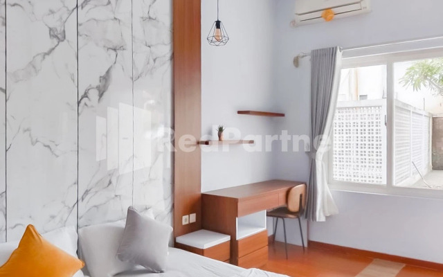 Khayrizsan Guest House Mitra RedDoorz