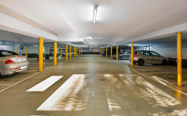 Monolocale con terrazzo vista lago in Via Cassarinetta by LR