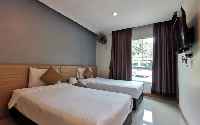 Smile Resort Sriracha