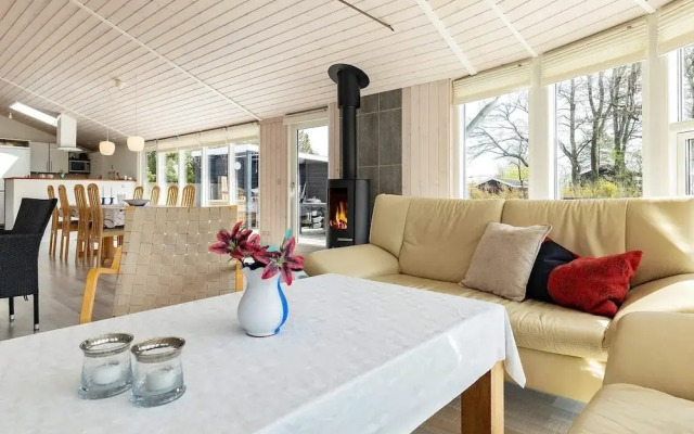 4 Star Holiday Home in Hals