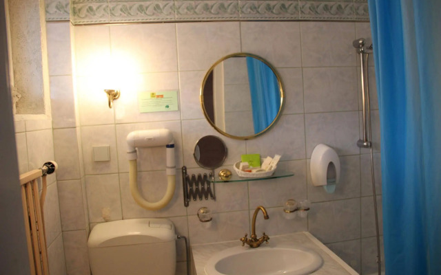 Hotel Restaurant Les Pins