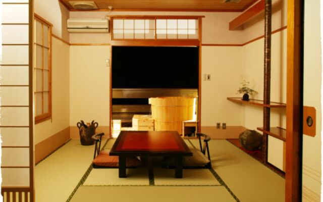 Okutone Onsen Hotel Sunbird