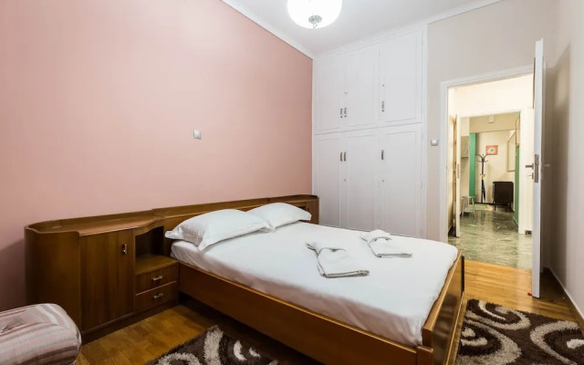 Three Bedrooms Apartment Under Acropolis