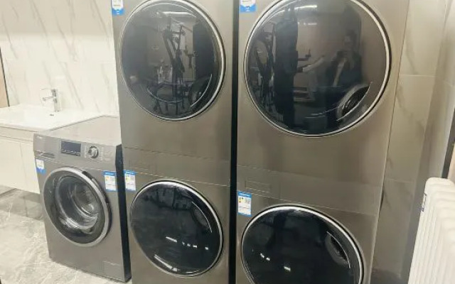 Karamay Century Avenue Jinjiang Metropolo Hotel