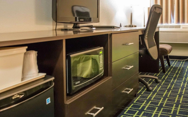 Econo Lodge Winnipeg South