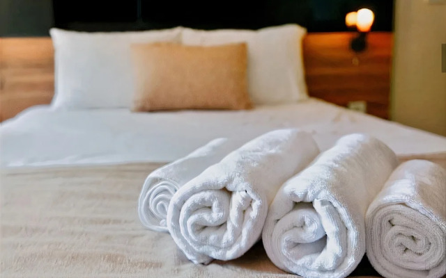 Cois Inn Royal Hotel