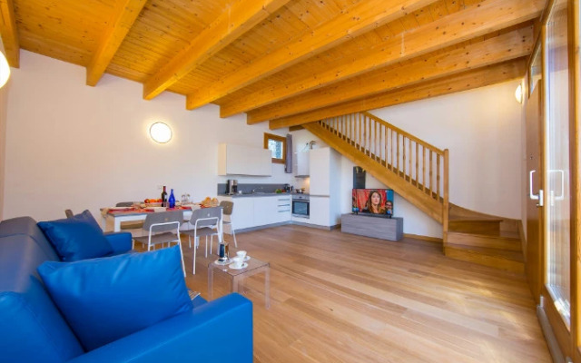 Paradiso del Lago M1