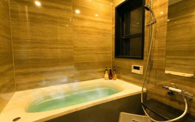 Hosta Gojo-Karasuma Ei