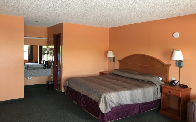 American Inn Cleburne