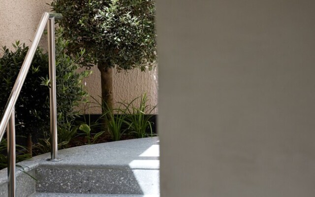 fink Restaurant & Suites