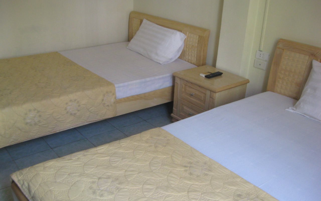 Ho Tay Hotel