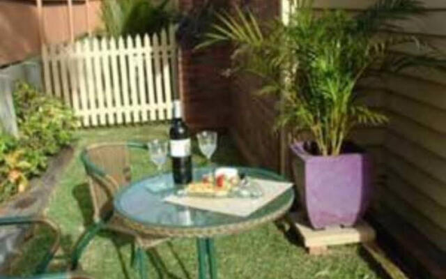 Bell Chapel B & B