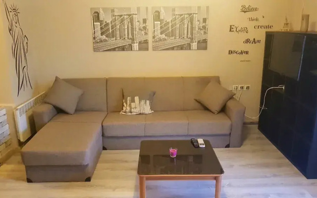 George's apartments by the airport