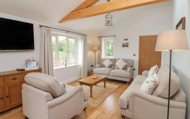 Waverley Cottage