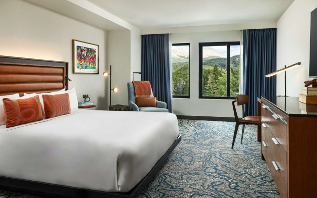 Hotel Alpenrock Breckenridge, Curio Collection by Hilton