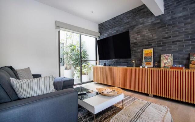 La Condesa Vogue & Trendy Apartment by LiveMexicoCity