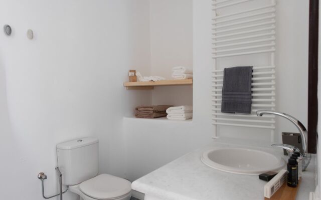 Villa Mira Paros  Luxury Suites