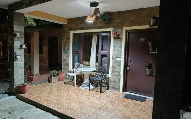 Madhuvan Cottage Home Stay