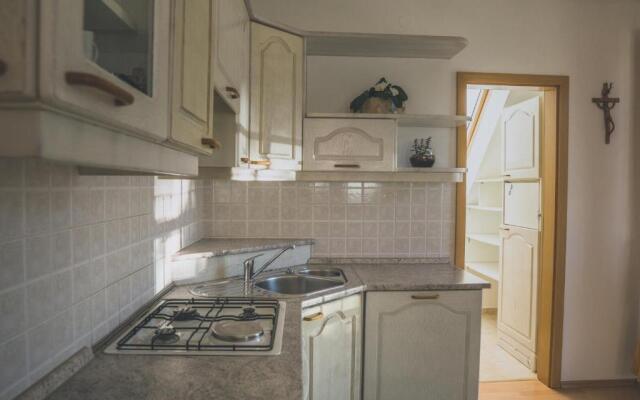 Apartment Amak With Free Onsite Parking