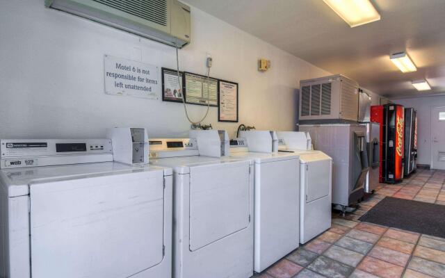 Motel 6 San Dimas, CA - Los Angeles