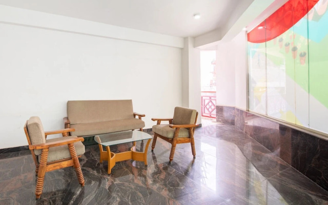 OYO 16123 Chandana Deluxe