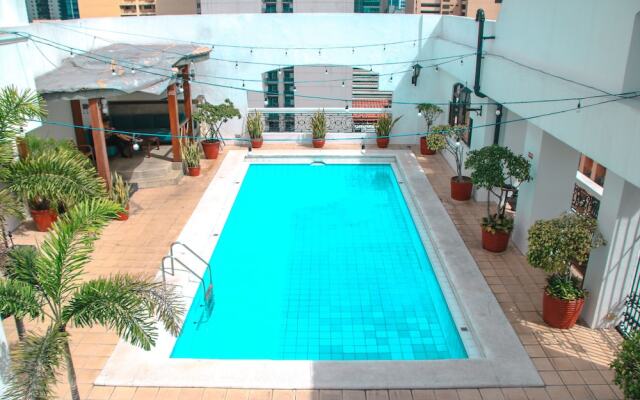 The Perla Hotel