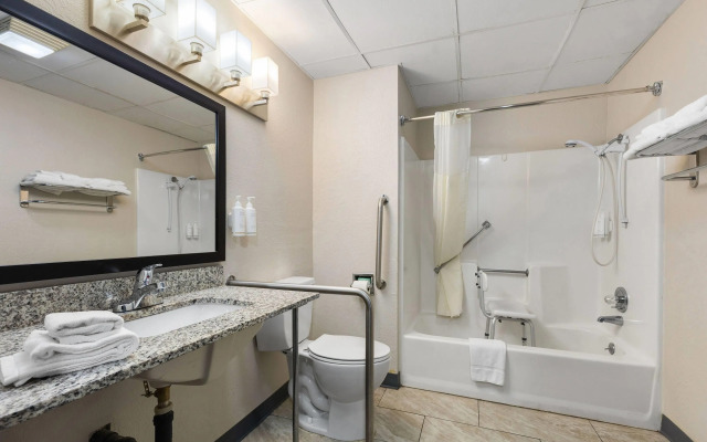 Days Inn by Wyndham Madisonville