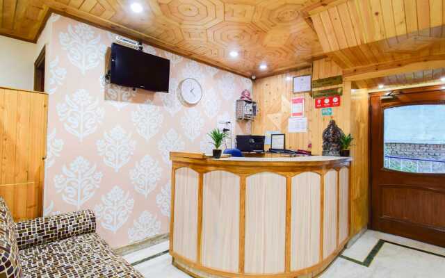 OYO 10692 Hotel Shubham